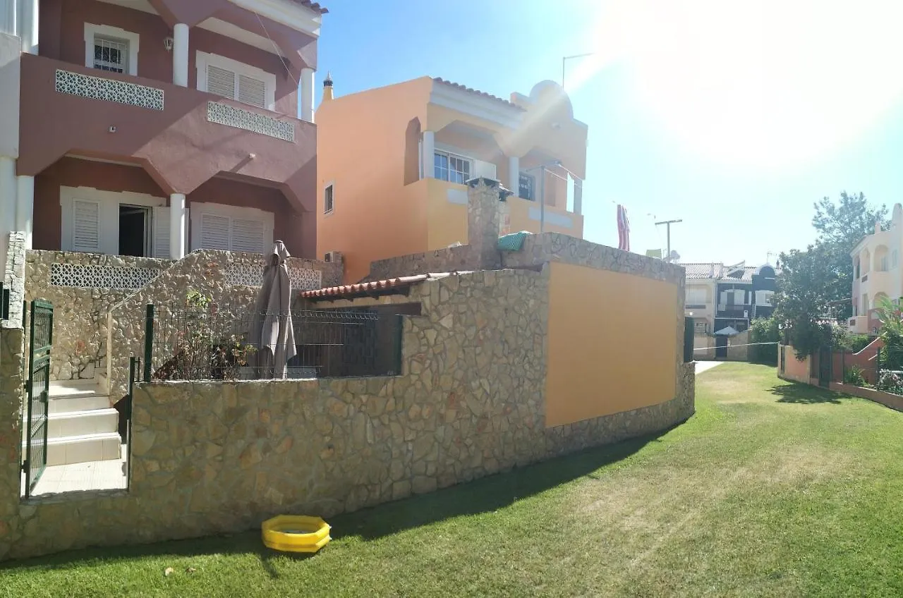 Prestige For Home Moradia Amendoeiras Quarteira